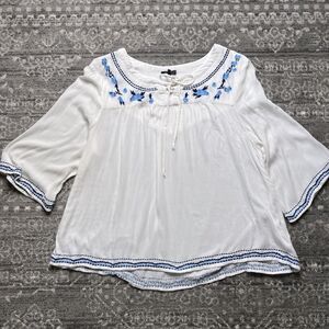 Hannah Plus Embroidered Peasant Blouse Top Womens 1X White Blue Beachy Boho